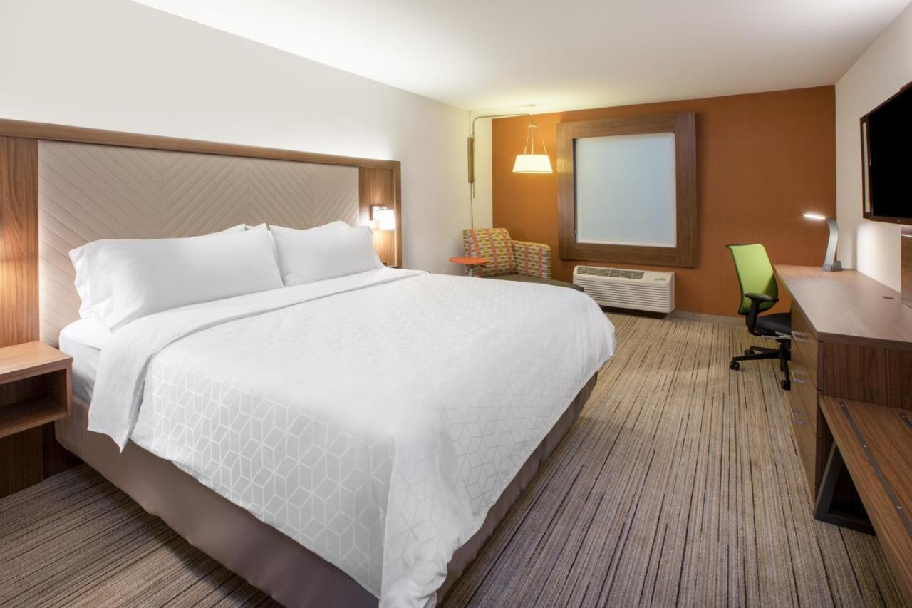 Holiday Inn Express & Suites - Lindale By Ihg Экстерьер фото