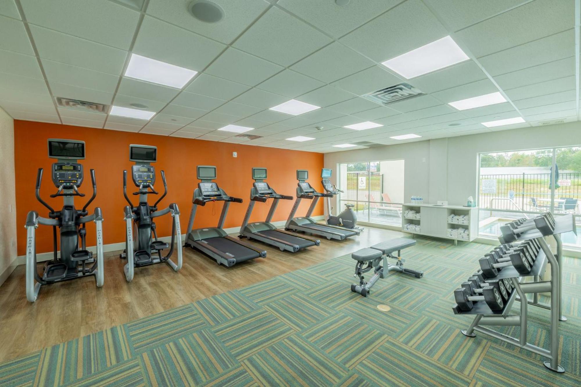 Holiday Inn Express & Suites - Lindale By Ihg Экстерьер фото